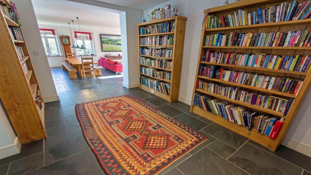 Crowborough Farm - Impressive & Sophisicated Home Surrounded By Unspoilt Countryside In Georgeham - Dog Friendly, Sleeps 14 Dış mekan fotoğraf
